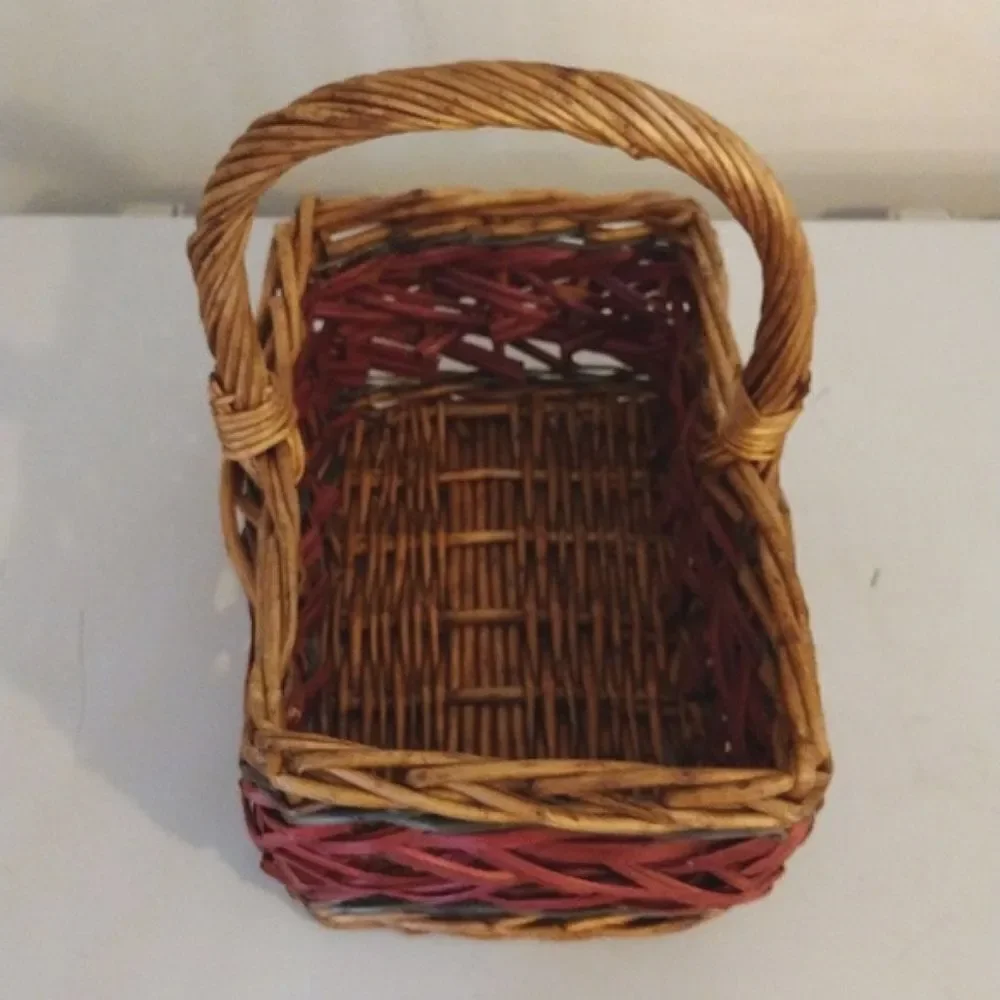 Vintage woven harvest
